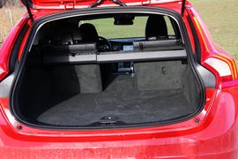 海外试驾沃尔沃V60