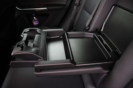 海外试驾沃尔沃V60