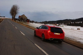 海外试驾沃尔沃V60