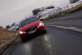 海外试驾沃尔沃V60