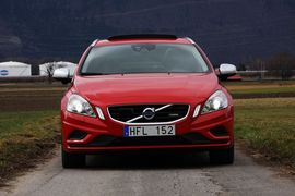 海外试驾沃尔沃V60