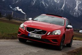 海外试驾沃尔沃V60