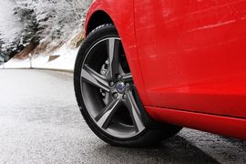 海外试驾沃尔沃V60