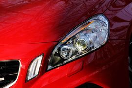 海外试驾沃尔沃V60