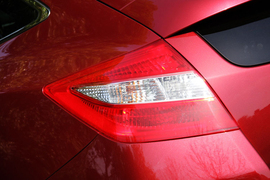 试驾2012款广汽本田歌诗图2.4L