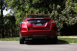 试驾2012款广汽本田歌诗图2.4L