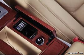 08款荣威550官方图