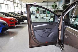 2012款大众夏朗2.0TSI标配型