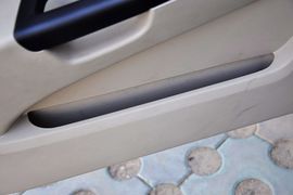 2012款东南V3菱悦1.5L手动舒适版