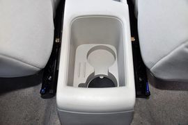 2012款东南V3菱悦1.5L手动舒适版
