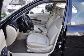 2012款东南V3菱悦1.5L手动舒适版