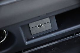 2012款东南V3菱悦1.5L手动舒适版