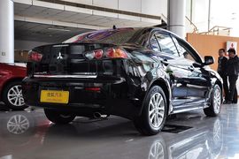 2011款东南三菱1.8L手动致尚版豪华型