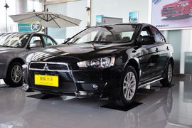 2011款东南三菱1.8L手动致尚版豪华型