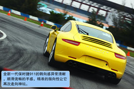 试驾全新一代保时捷911