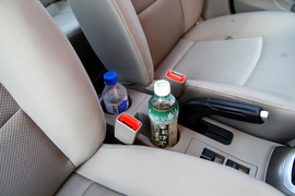 2012款长安悦翔V3