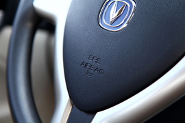 2012款长安悦翔V3