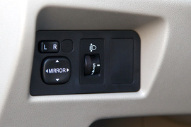 2012款长安悦翔V3