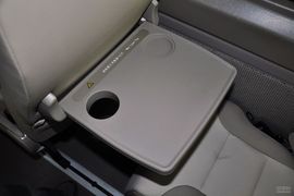 2012款奔驰凌特2.1L手动中轴版14座