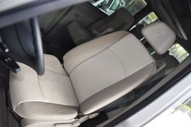 2012款奔驰凌特2.1L手动中轴版14座