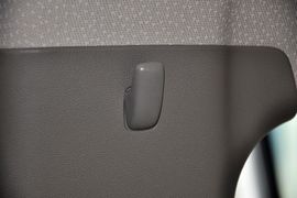 2012款奔驰凌特2.1L手动中轴版14座