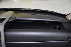 2012款奔驰凌特2.1L手动中轴版14座