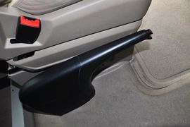 2012款奔驰凌特2.1L手动中轴版14座