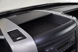 2012款奔驰凌特2.1L手动中轴版14座