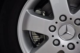 2012款奔驰凌特2.1L手动中轴版14座