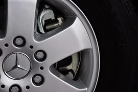 2012款奔驰凌特2.1L手动中轴版14座
