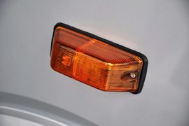 2012款奔驰凌特2.1L手动中轴版14座
