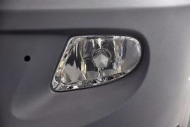 2012款奔驰凌特2.1L手动中轴版14座