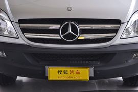 2012款奔驰凌特2.1L手动中轴版14座