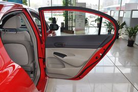 2012款东风本田思铭1.8L自动型