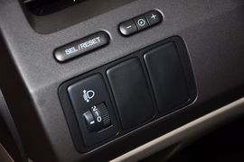 2012款东风本田思铭1.8L自动型