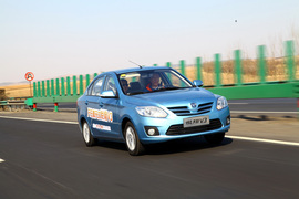 2012款长安悦翔V3