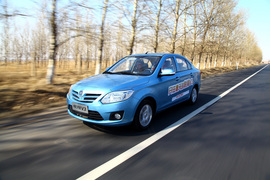 2012款长安悦翔V3