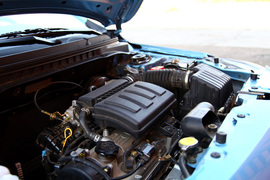 2012款长安悦翔V3