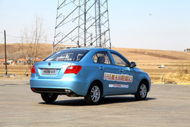 2012款长安悦翔V3