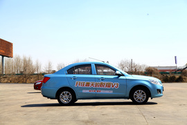 2012款长安悦翔V3