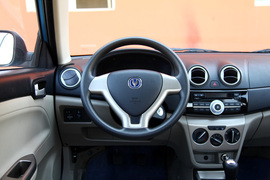 2012款长安悦翔V3