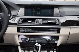 2012款华晨宝马530Li领先型