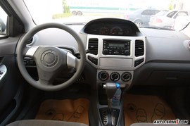 2008款吉利金鹰内饰