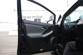 2012款丰田普锐斯1.8L试驾实拍