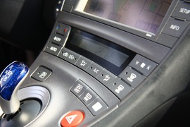 2012款丰田普锐斯1.8L试驾实拍