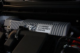 2012款丰田普锐斯1.8L试驾实拍