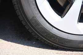 2012款丰田普锐斯1.8L试驾实拍