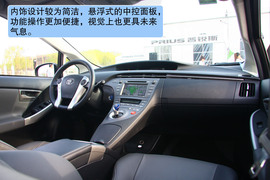 2012款丰田普锐斯1.8L试驾实拍