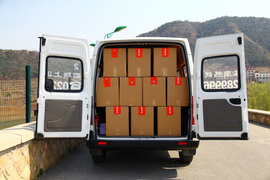 2012款大通V80运杰版体验