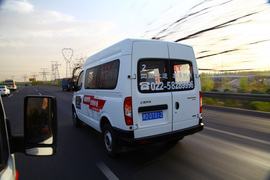 2012款大通V80运杰版体验